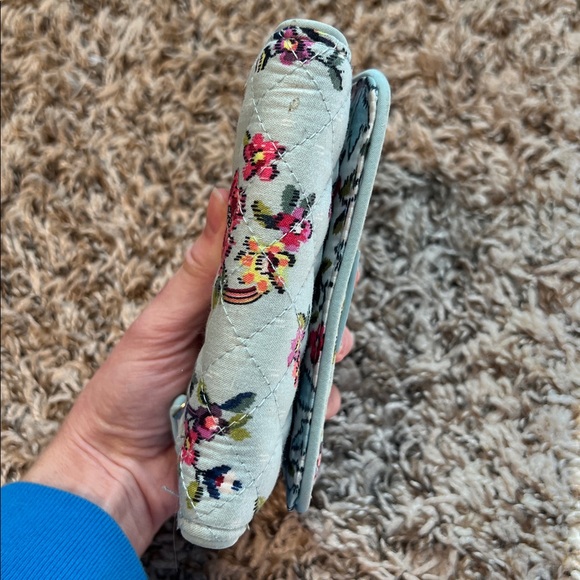 Vera Bradley RFID Riley Compact Wallet - Picture 8 of 9